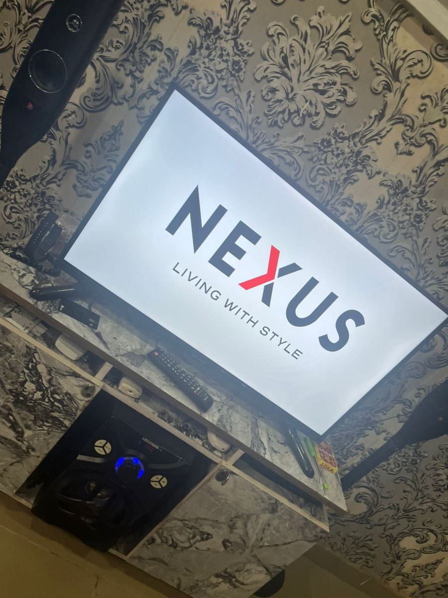 NEXUS 32 inch HD TV