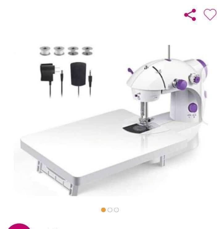 Sewing Machine with Table