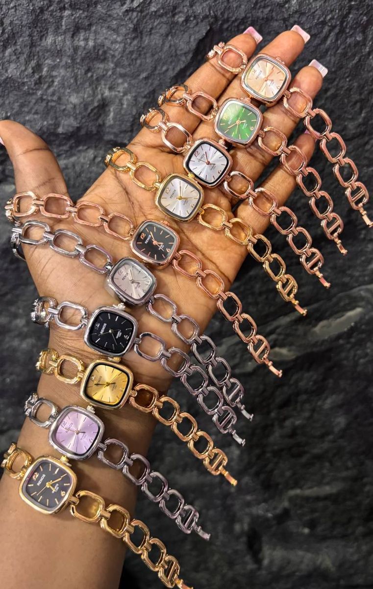 Renos Wristwatch