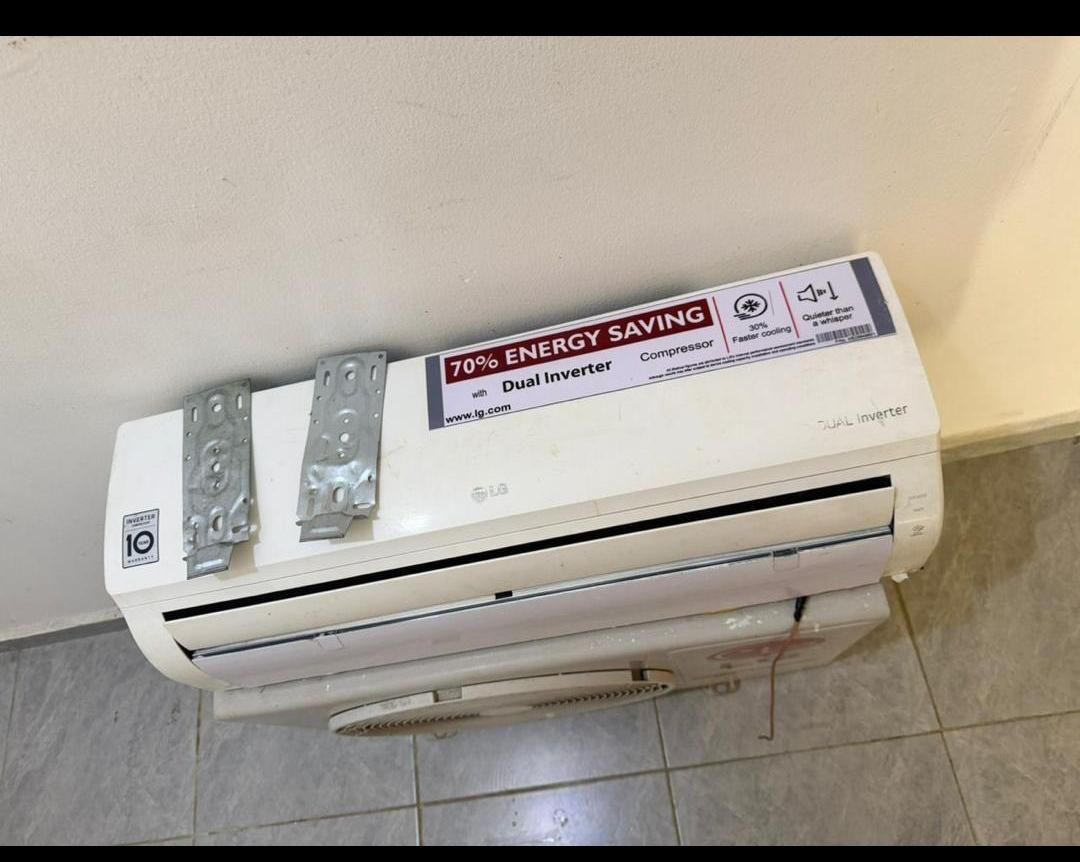 1.5HP LG Inverter AC